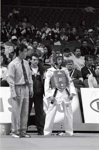 16_800_CtoMundo_Madrid14-04-04_B&N_Eric_Coach